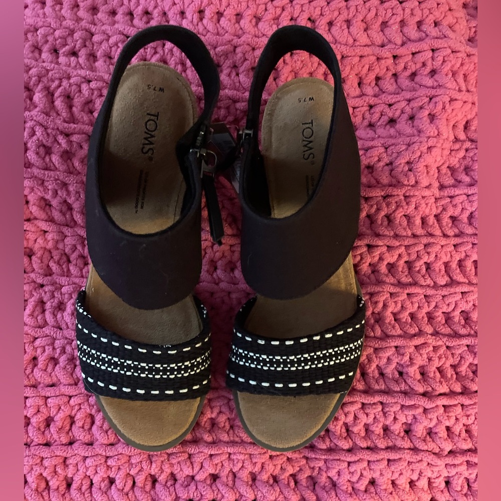 TOMS heels